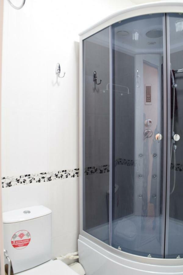 Hostel Sebzor Tasken Kültér fotó