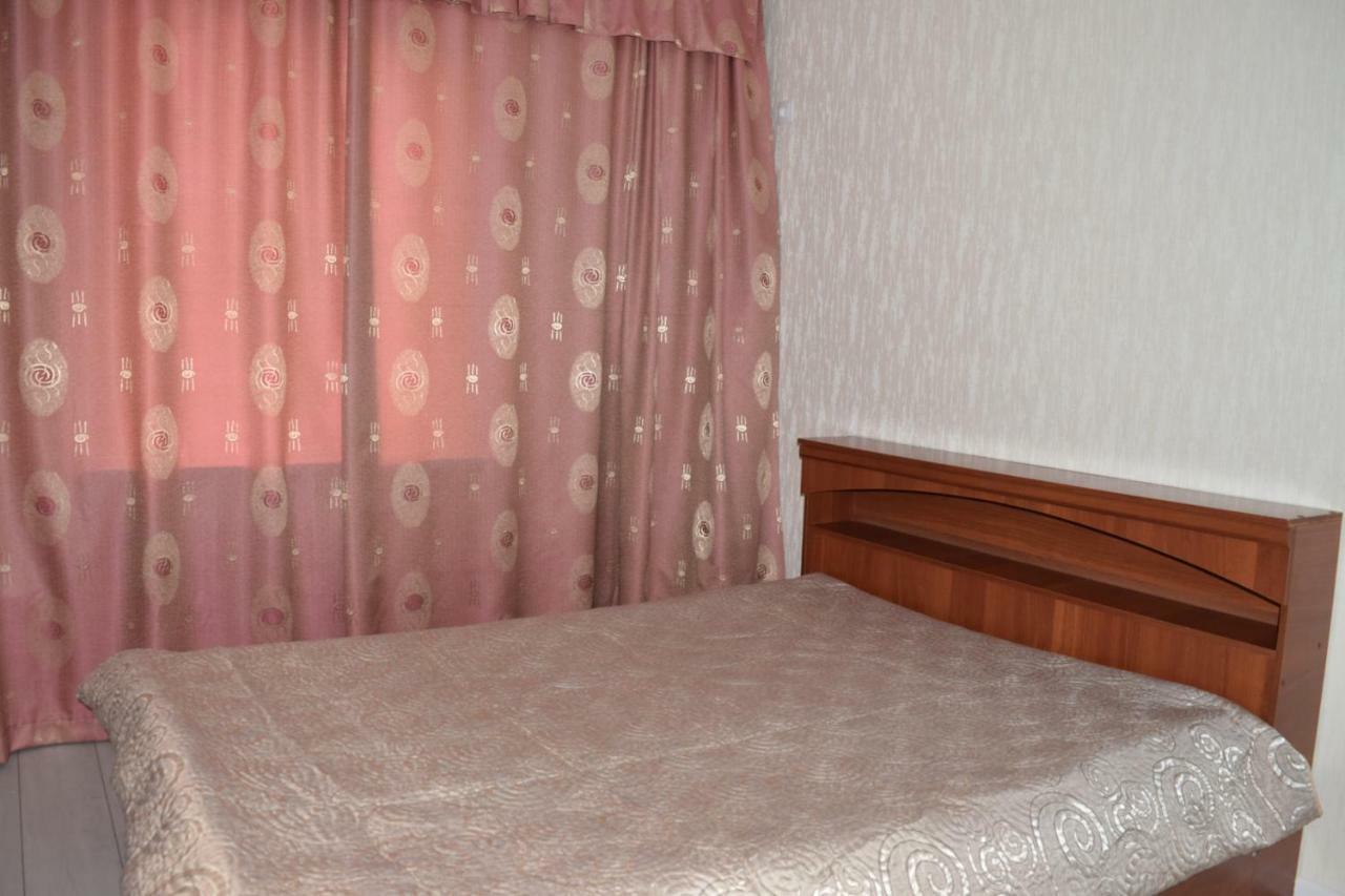 Hostel Sebzor Tasken Kültér fotó