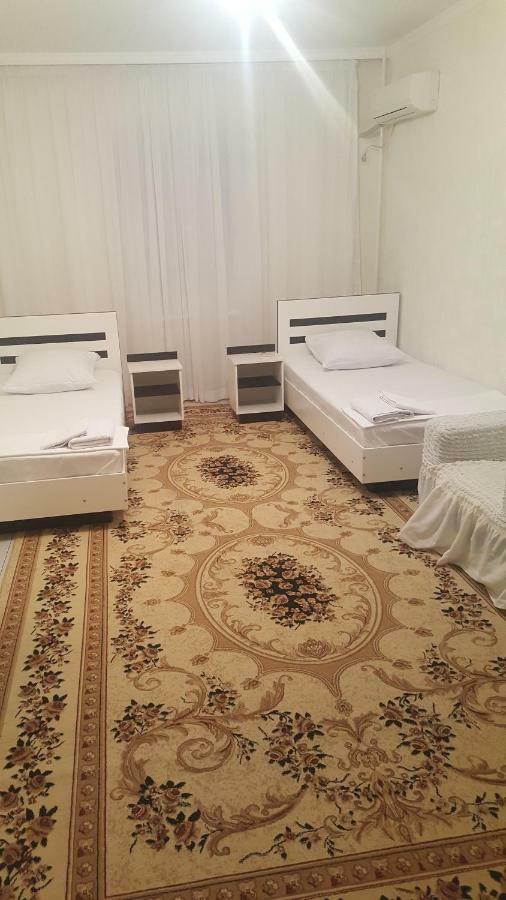 Hostel Sebzor Tasken Kültér fotó